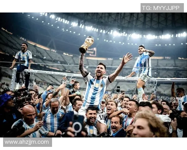 足球明星高清海报图片展示全球顶级球员风采与魅力的视觉盛宴